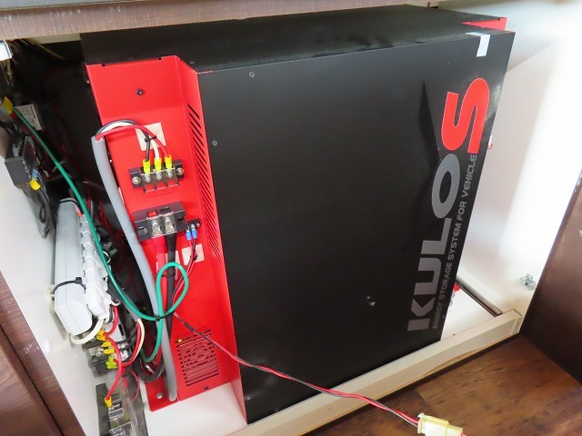 キャンピングカー バンコン ﾊｲｴｰｽ ｷｬﾝﾊﾟｰ鹿児島 ﾚﾑﾌｫﾚｽﾄ　家庭用AC