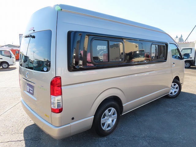 キャンピングカー バンコン ﾊｲｴｰｽ ｷｬﾝﾊﾟｰ鹿児島 ﾚﾑﾌｫﾚｽﾄ　家庭用AC