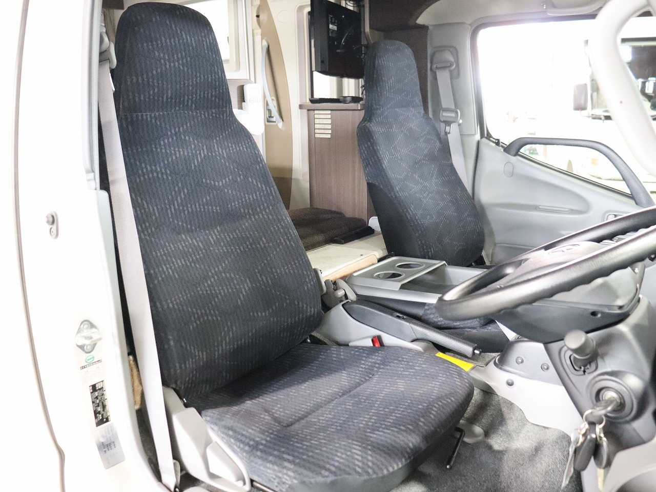 キャンピングカー キャブコン ｶﾑﾛｰﾄﾞ ﾅｯﾂRV ｸﾚｱ5.0XX 4WD　FF