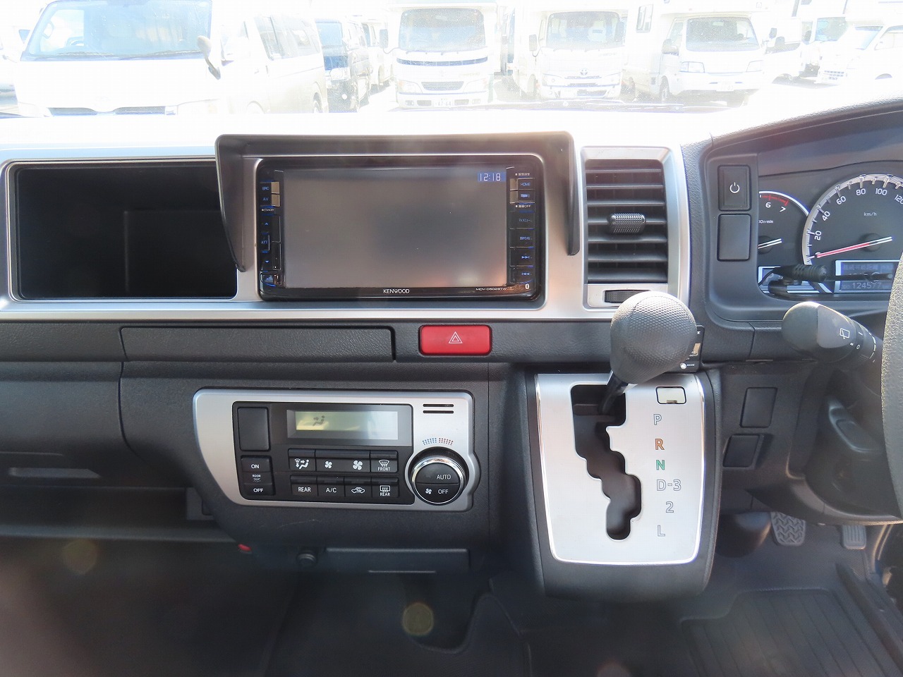 キャンピングカー バンコン ﾊｲｴｰｽ ｱﾈｯｸｽ ﾌｧﾐﾘｰﾜｺﾞﾝ 4WD