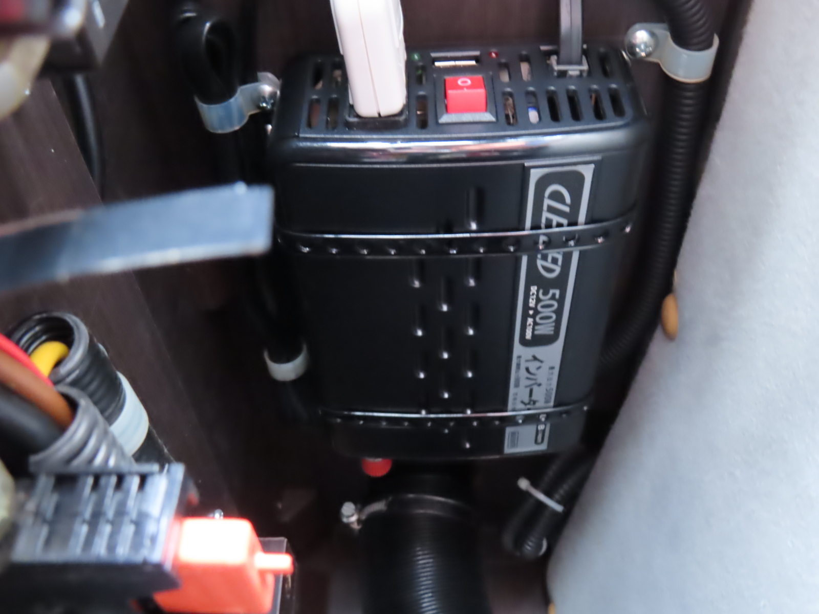 キャンピングカー 軽キャンパー ｴﾌﾞﾘｲ ﾚｸﾋﾞｨ ｵﾘｼﾞﾅﾙ仕様 4WD