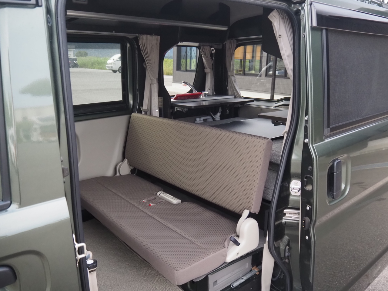 キャンピングカー 軽キャンパー ｴﾌﾞﾘｲ 岡ﾓｰﾀｰｽ ﾐﾆﾁｭｱｸﾙｰｽﾞ 4WD