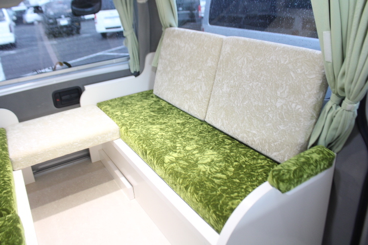 キャンピングカー バンコン ｷｬﾝﾊﾟｰ鹿児島 ﾊﾞｰｽ 家庭用ｴｱｺﾝ ﾘﾁｳﾑBT