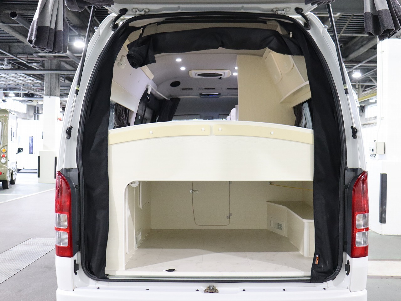 キャンピングカー バンコン ﾚｼﾞｱｽｴｰｽRVﾋﾞｯｸﾌｯﾄﾘﾄﾙﾉｵｸﾀｰﾋﾞｱ4駆