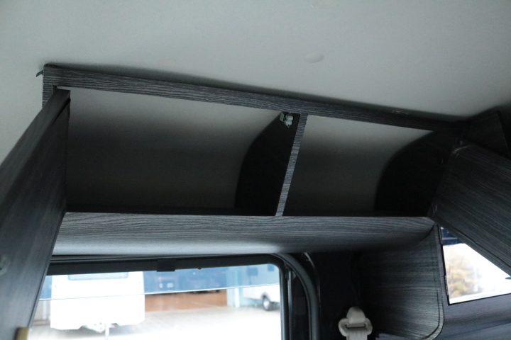 キャンピングカー 軽キャンパー ｴﾌﾞﾘｲ ﾈｸｽﾄｷｬﾝﾊﾟｰ ﾌﾟﾚﾐｱﾑ　ﾃﾚﾋﾞ