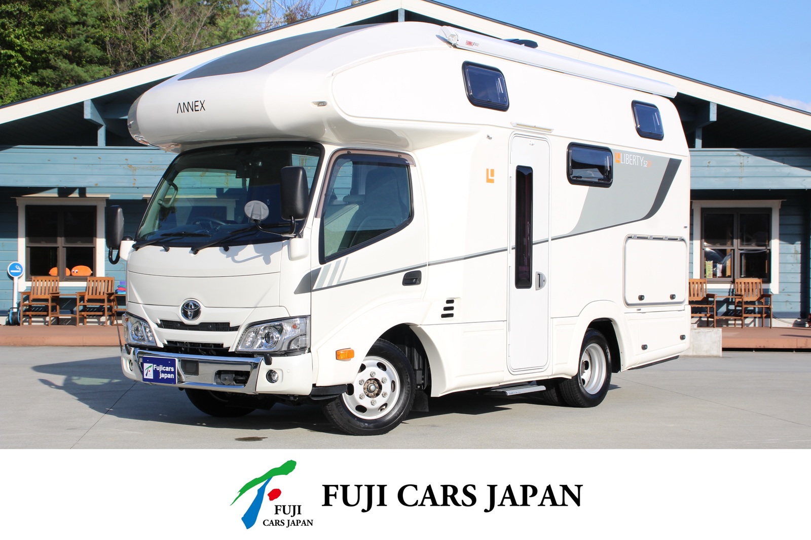 キャンピングカー キャブコン カムロード アネックス リバティ52SP 4WD