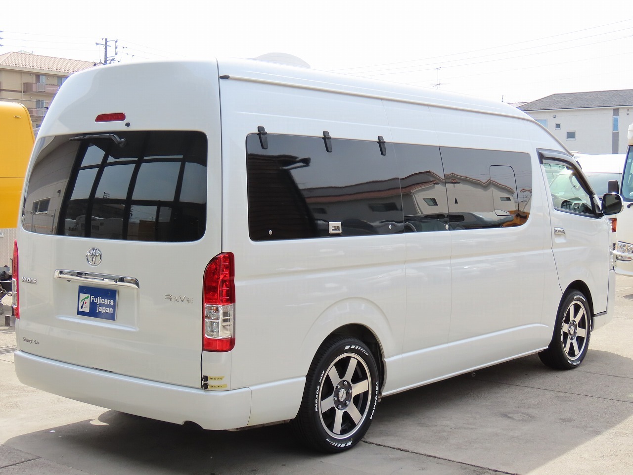 キャンピングカー バンコン ﾊｲｴｰｽ ﾚｸﾋﾞｨ ｼｬﾝｸﾞﾘﾗ 家ｴｱｺﾝ 防水個室