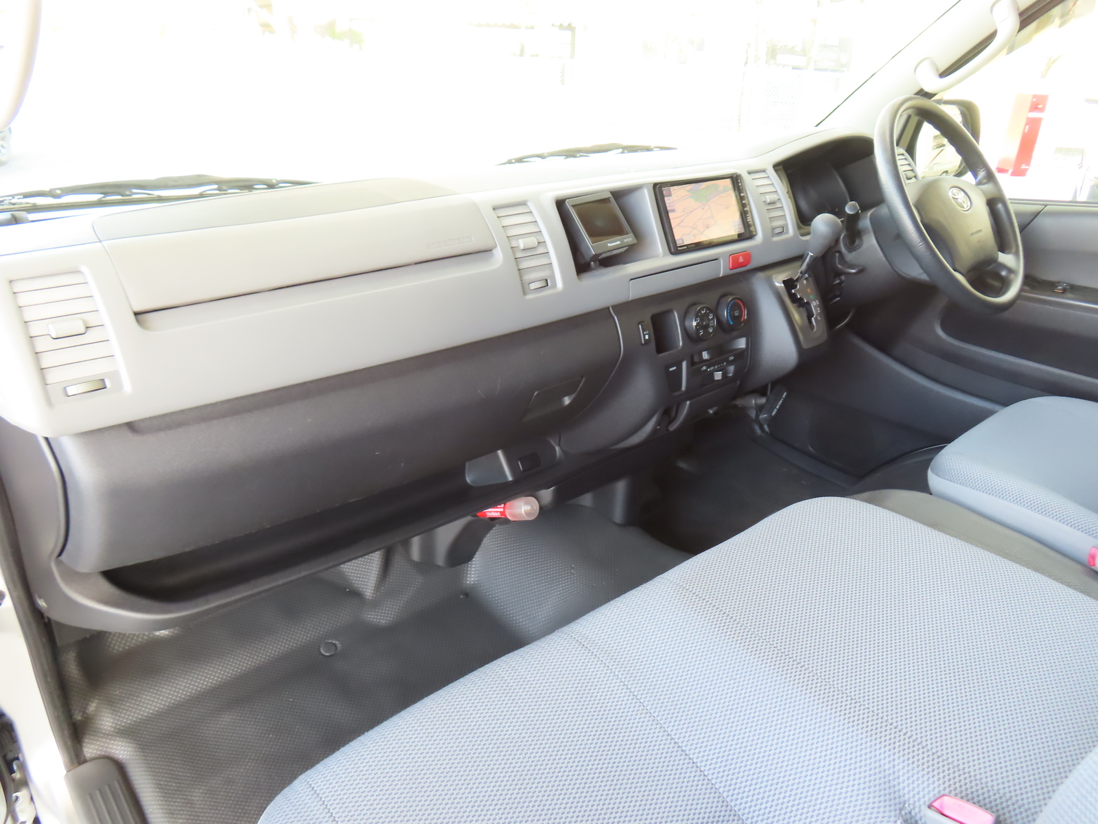 キャンピングカー バンコン ﾊｲｴｰｽ ﾄｲﾌｧｸﾄﾘｰ ﾄｲｽﾞﾎﾞｯｸｽ