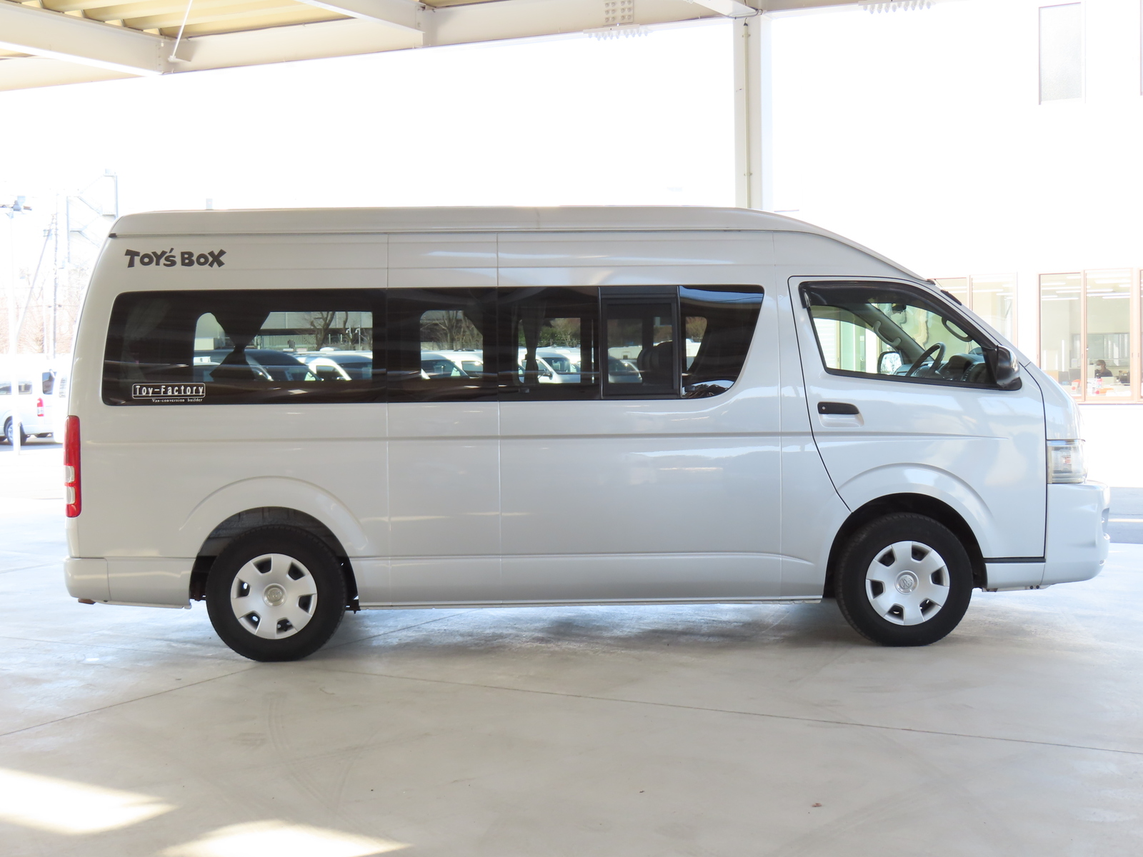 キャンピングカー バンコン ﾊｲｴｰｽ ﾄｲﾌｧｸﾄﾘｰ ﾄｲｽﾞﾎﾞｯｸｽ