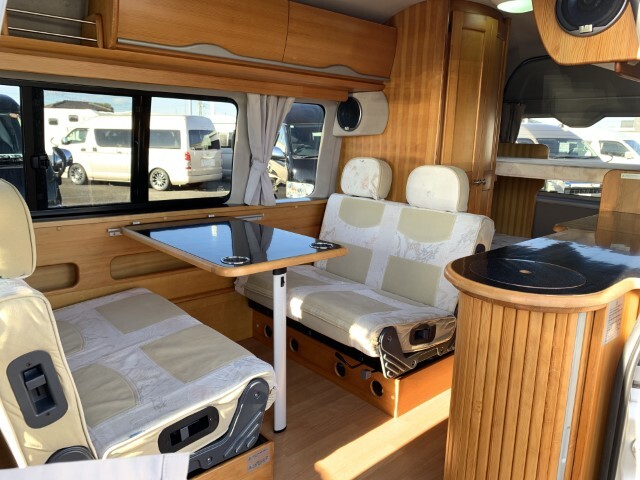 キャンピングカー バンコン ﾊｲｴｰｽ AZ-MAX ｶｰﾒﾙSL3 4WD 顔替