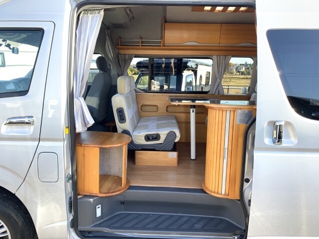 キャンピングカー バンコン ﾊｲｴｰｽ AZ-MAX ｶｰﾒﾙSL3 4WD 顔替