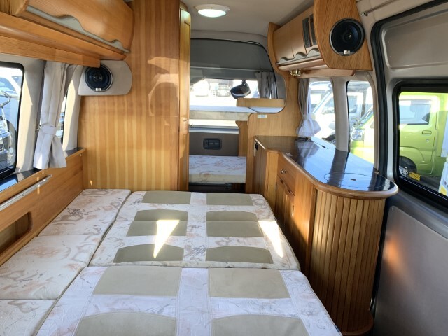 キャンピングカー バンコン ﾊｲｴｰｽ AZ-MAX ｶｰﾒﾙSL3 4WD 顔替