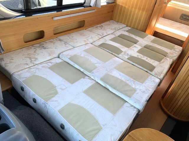 キャンピングカー バンコン ﾊｲｴｰｽ AZ-MAX ｶｰﾒﾙSL3 4WD 顔替