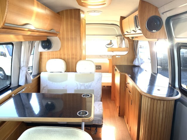 キャンピングカー バンコン ﾊｲｴｰｽ AZ-MAX ｶｰﾒﾙSL3 4WD 顔替