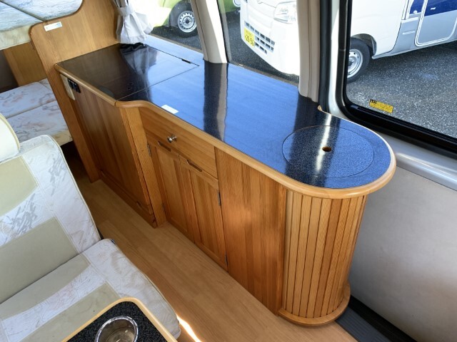 キャンピングカー バンコン ﾊｲｴｰｽ AZ-MAX ｶｰﾒﾙSL3 4WD 顔替