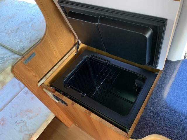 キャンピングカー バンコン ﾊｲｴｰｽ AZ-MAX ｶｰﾒﾙSL3 4WD 顔替