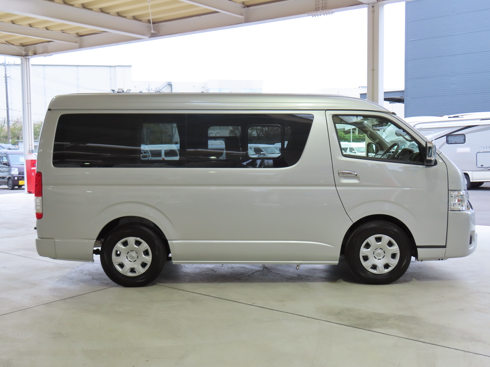 キャンピングカー バンコン ﾊｲｴｰｽ FOCS DS-F展示車 新規ｵｰﾀﾞｰ受付中