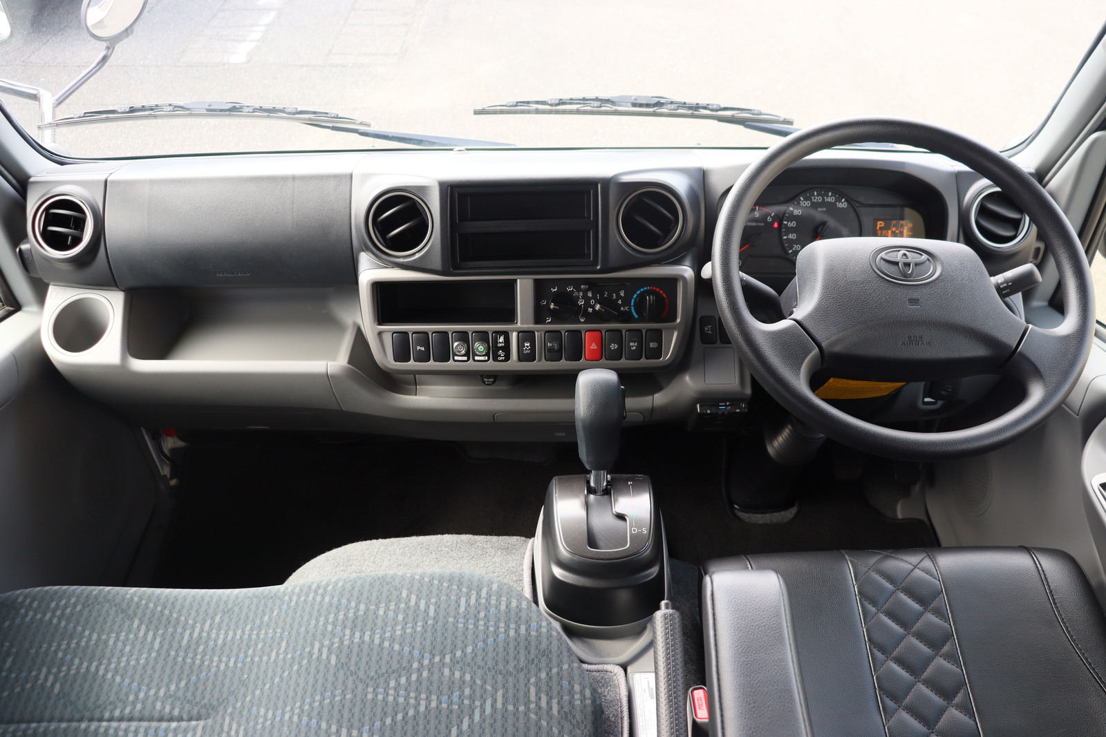 キャンピングカー キャブコン ｶﾑﾛｰﾄﾞ ﾅｯﾂRV ｸﾚｱ5.0XXﾊｲﾊﾟｰｴﾎﾞ