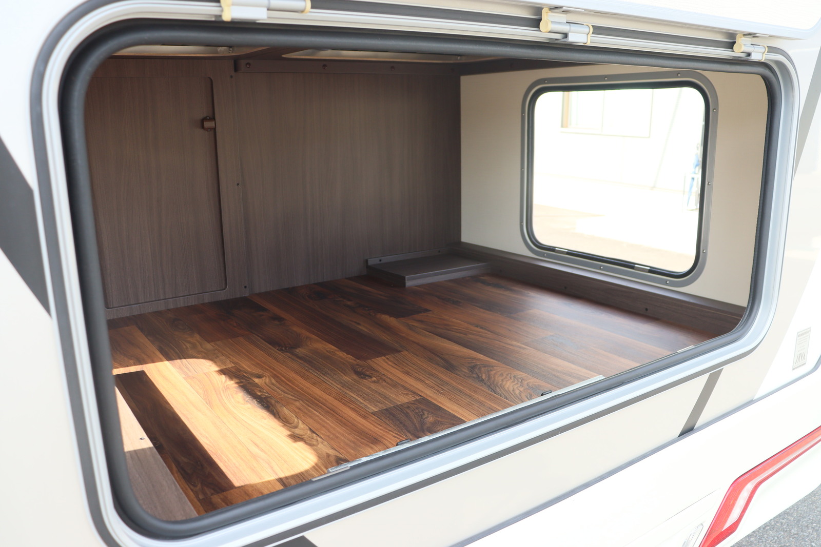 キャンピングカー キャブコン ｶﾑﾛｰﾄﾞ ﾅｯﾂRV ｸﾚｱ5.0XXﾊｲﾊﾟｰｴﾎﾞ