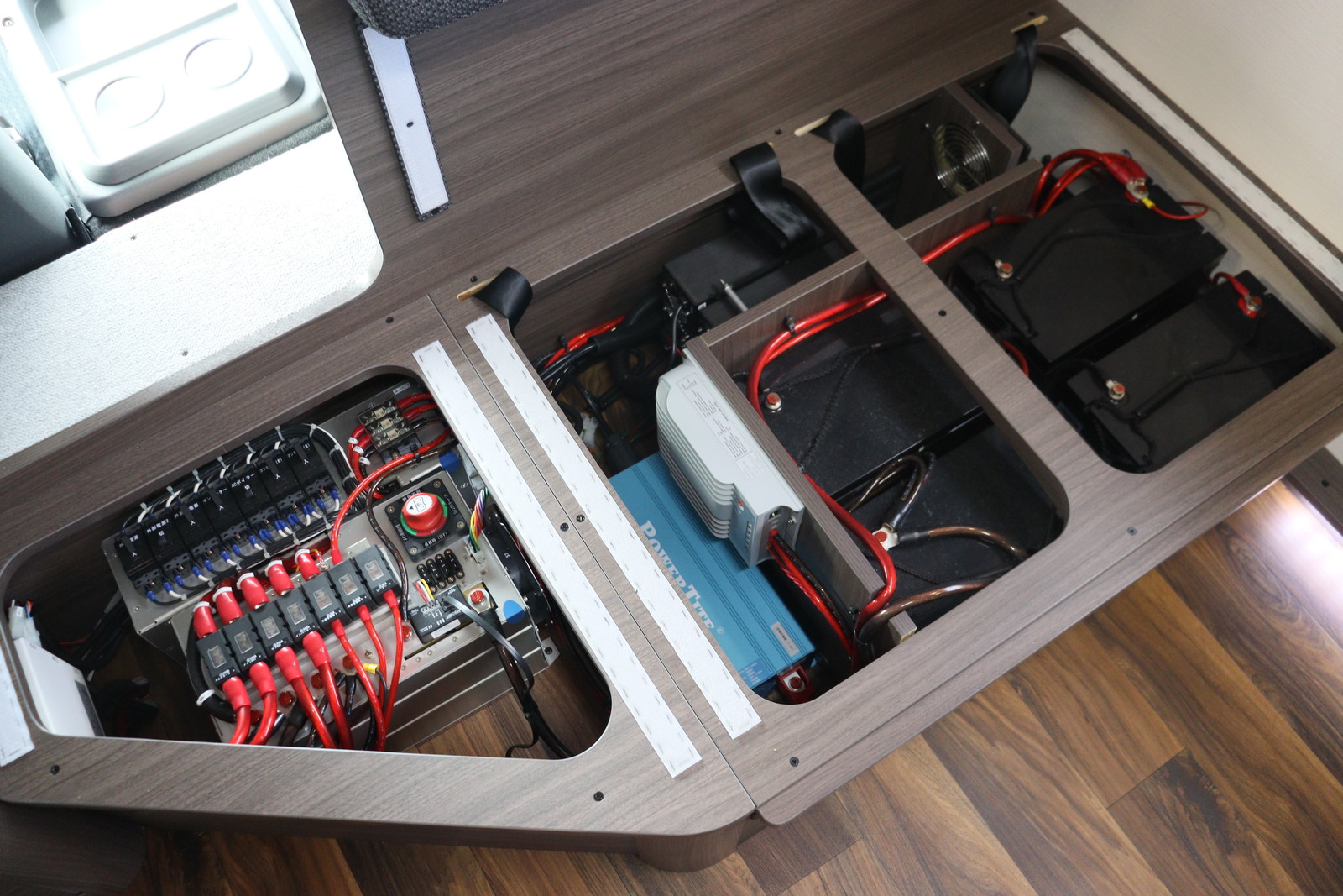 キャンピングカー キャブコン ｶﾑﾛｰﾄﾞ ﾅｯﾂRV ｸﾚｱ5.0XXﾊｲﾊﾟｰｴﾎﾞ