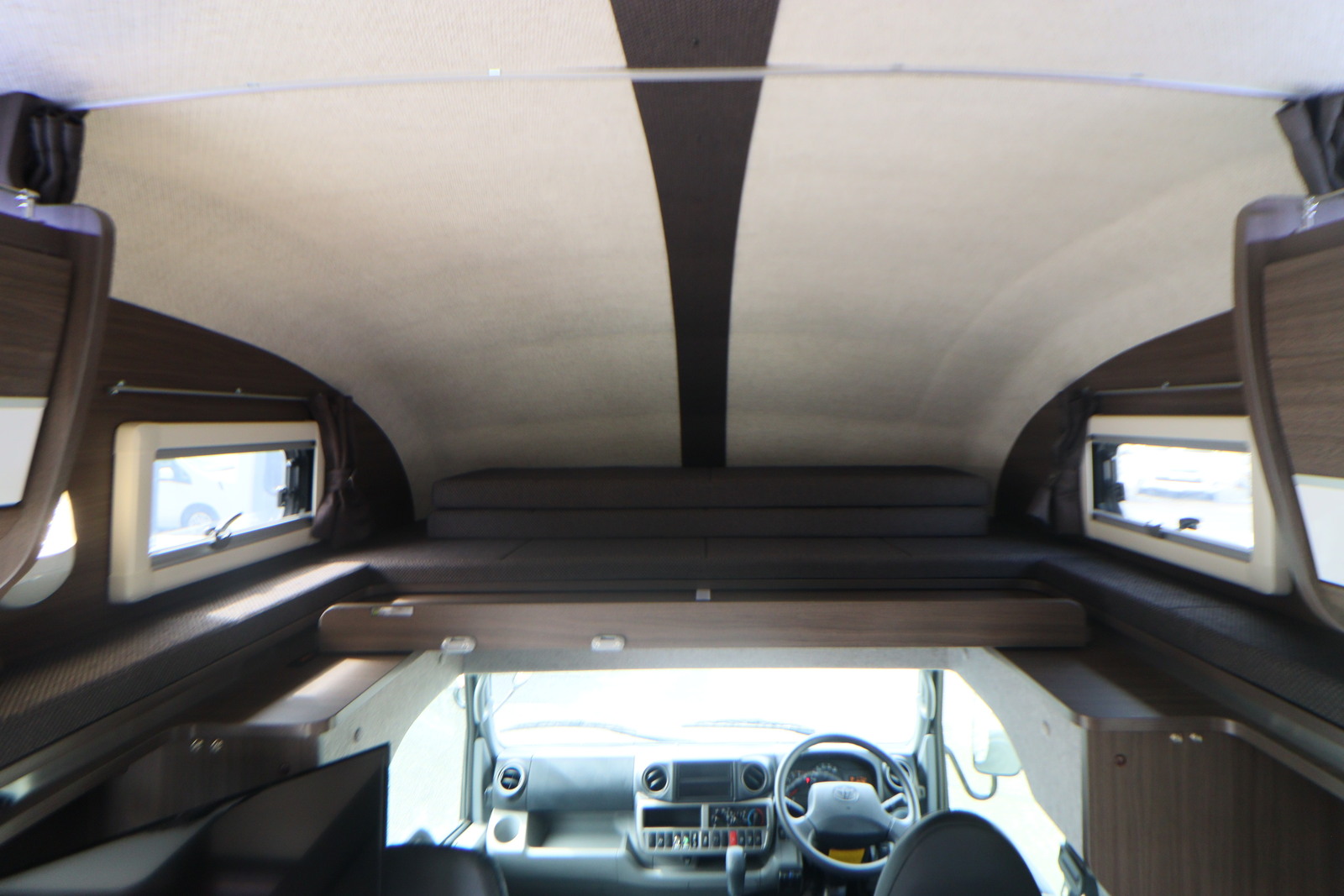 キャンピングカー キャブコン ｶﾑﾛｰﾄﾞ ﾅｯﾂRV ｸﾚｱ5.0XXﾊｲﾊﾟｰｴﾎﾞ