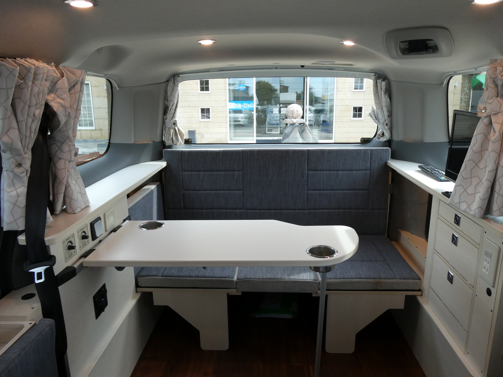 キャンピングカー バンコン NV200ﾊﾞﾈｯﾄ 東和 ﾂｪﾙﾄNV