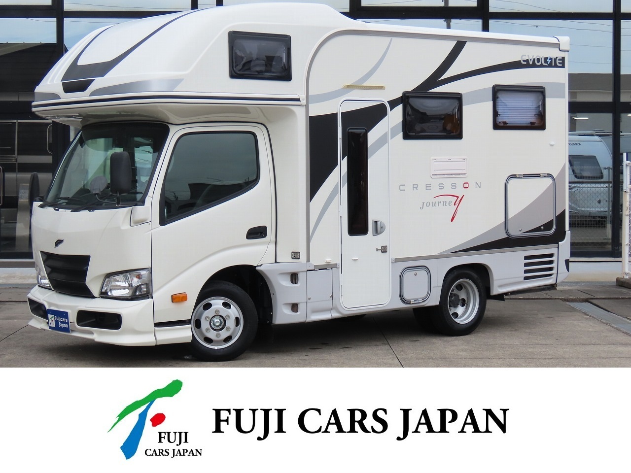 キャンピングカー キャブコン カムロード ナッツRV クレソンジャーニーXエボライト