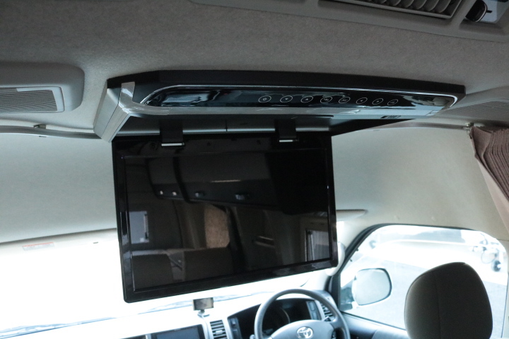 キャンピングカー バンコン ﾊｲｴｰｽ ﾃﾞﾙﾀﾘﾝｸ ﾀﾞｰｳｨﾝQ3　FF　冷蔵庫