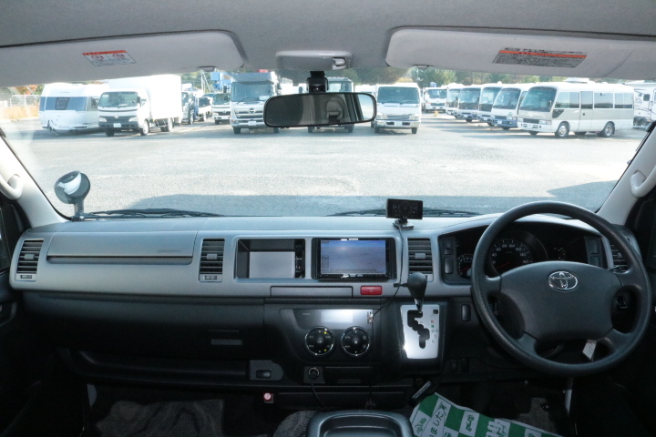 キャンピングカー バンコン ﾊｲｴｰｽ ﾃﾞﾙﾀﾘﾝｸ ﾀﾞｰｳｨﾝQ3　FF　冷蔵庫