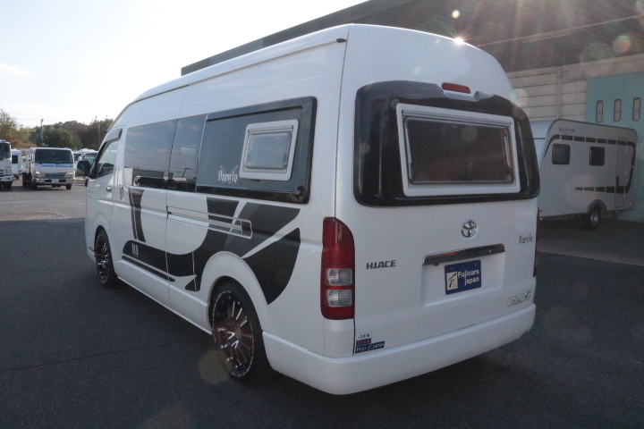 キャンピングカー バンコン ﾊｲｴｰｽ ﾃﾞﾙﾀﾘﾝｸ ﾀﾞｰｳｨﾝQ3　FF　冷蔵庫