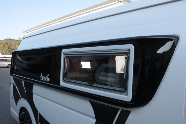 キャンピングカー バンコン ﾊｲｴｰｽ ﾃﾞﾙﾀﾘﾝｸ ﾀﾞｰｳｨﾝQ3　FF　冷蔵庫