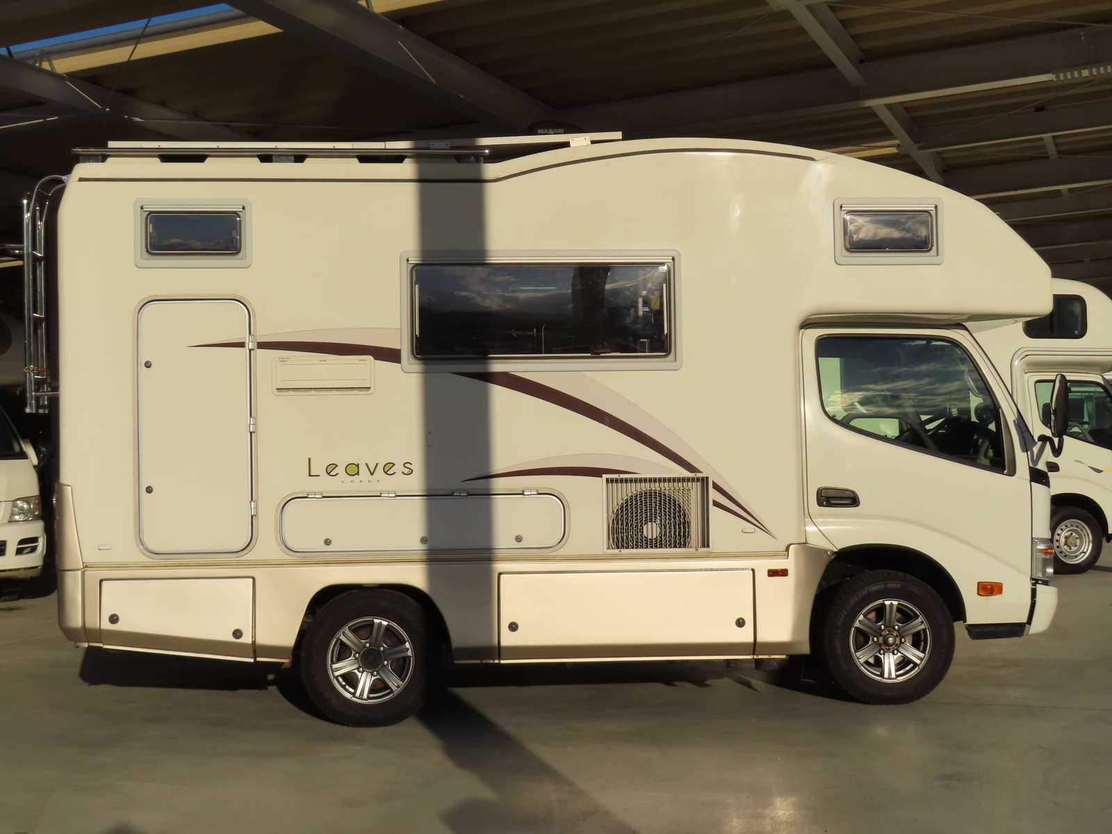 キャンピングカー キャブコン ｶﾑﾛｰﾄﾞ ﾊﾞﾝﾃｯｸ ｺﾙﾄﾞﾘｰﾌﾞｽ 4WD