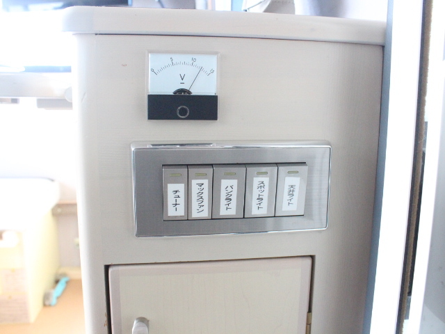 キャンピングカー 軽キャンパー AZ-MAX ﾗｸｰﾝ ﾜﾝｵｰﾅｰ 4WD ｵｰﾆﾝｸﾞ