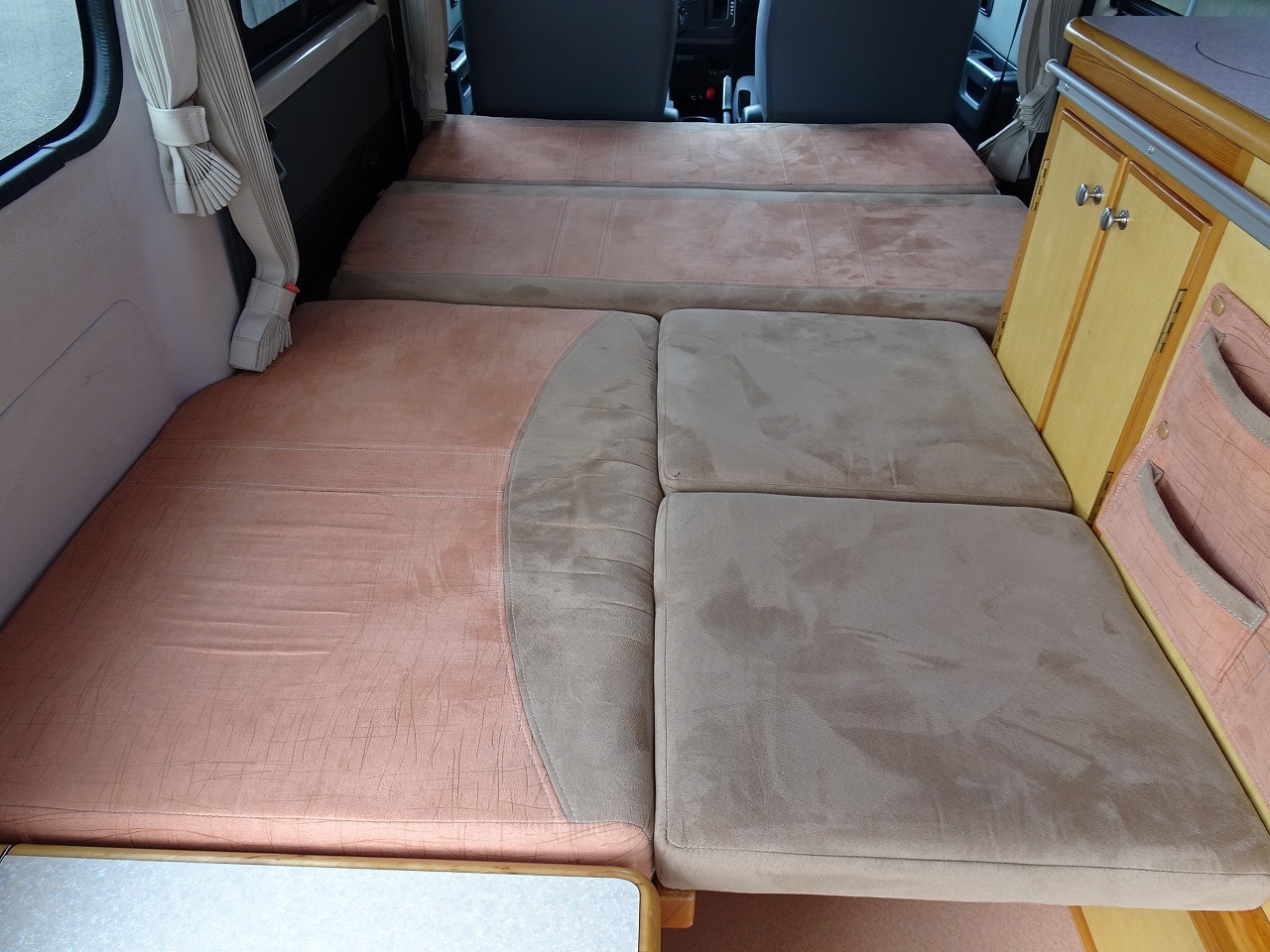 キャンピングカー バンコン ﾗｲﾄｴｰｽ ﾀｺｽ ﾊﾅ ｵｰﾆﾝｸﾞ 4WD