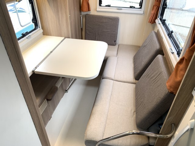 キャンピングカー キャブコン ｷｬﾝﾊﾟｰ厚木 ﾊﾟﾋﾟｰﾌﾙﾊｳｽ 家AC FFﾋｰﾀｰ