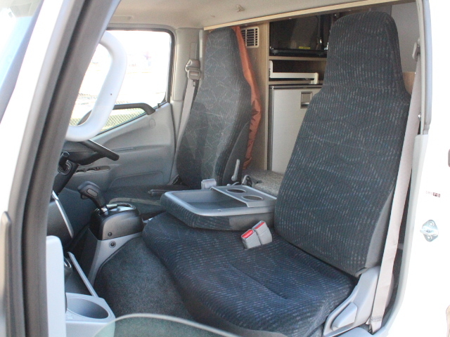 キャンピングカー キャブコン ｷｬﾝﾊﾟｰ厚木 ﾊﾟﾋﾟｰﾌﾙﾊｳｽ 家AC FFﾋｰﾀｰ