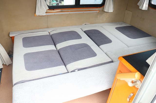 キャンピングカー 軽キャンパー ｽｸﾗﾑ AZ-MAX ﾗｸｰﾝ FFﾋｰﾀｰ 4WD