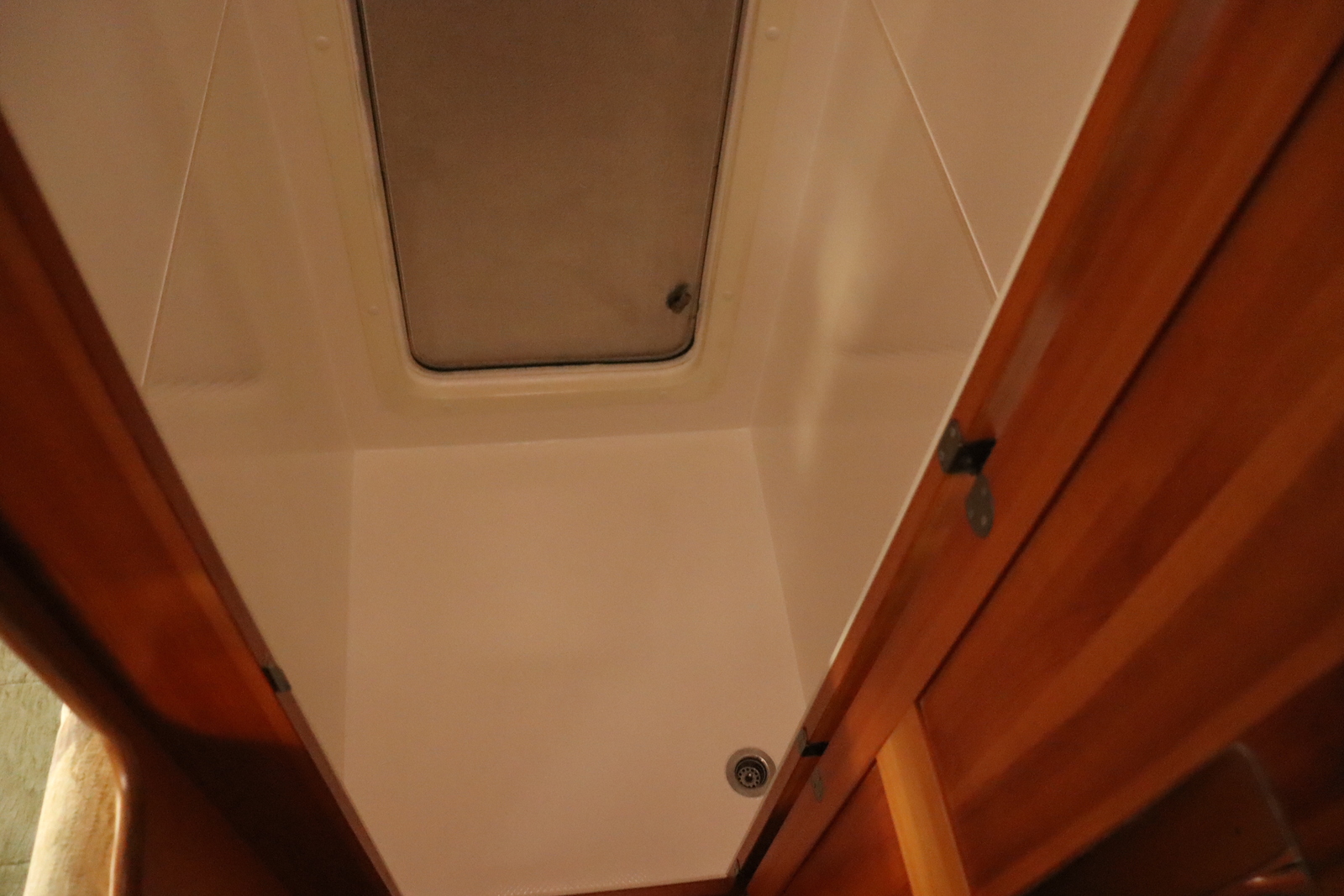 キャンピングカー キャブコン ｸﾞﾗﾝﾄﾞﾊｲｴｰｽ ﾅｯﾂRV製 ｸﾞﾗﾝﾂDD 4WD