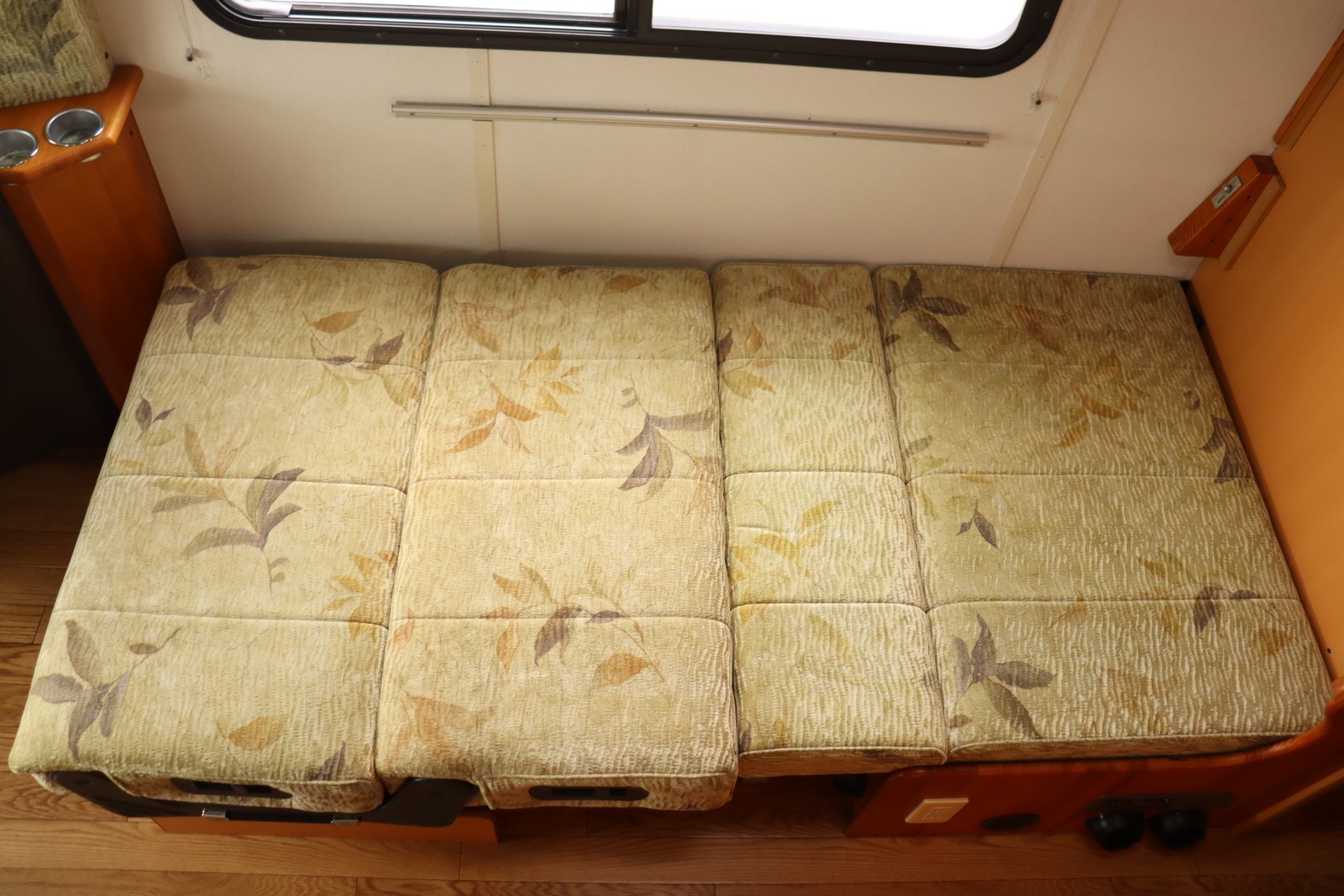 キャンピングカー キャブコン ｸﾞﾗﾝﾄﾞﾊｲｴｰｽ ﾅｯﾂRV製 ｸﾞﾗﾝﾂDD 4WD