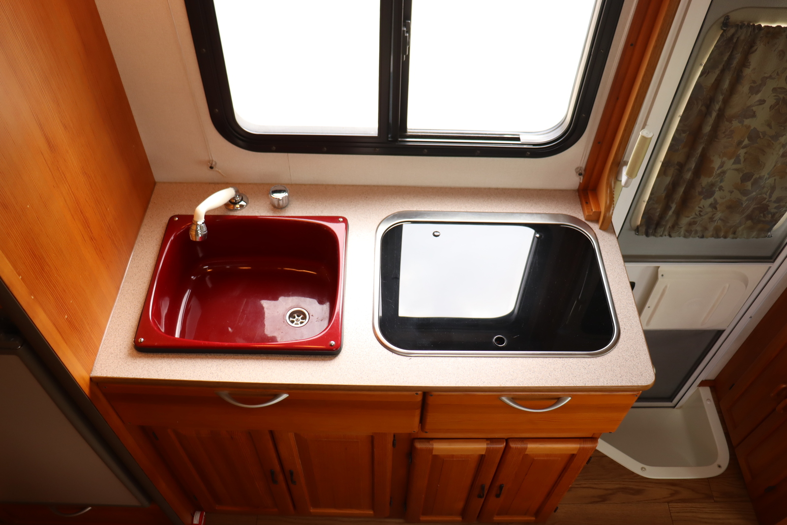 キャンピングカー キャブコン ｸﾞﾗﾝﾄﾞﾊｲｴｰｽ ﾅｯﾂRV製 ｸﾞﾗﾝﾂDD 4WD