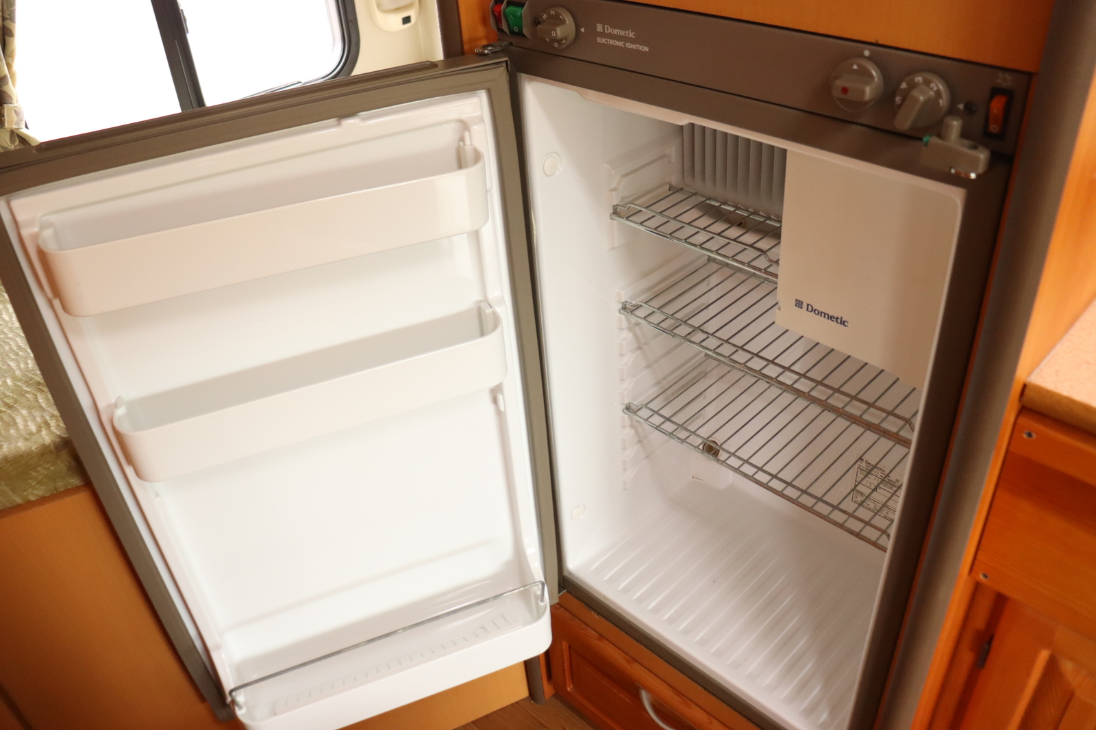 キャンピングカー キャブコン ｸﾞﾗﾝﾄﾞﾊｲｴｰｽ ﾅｯﾂRV製 ｸﾞﾗﾝﾂDD 4WD