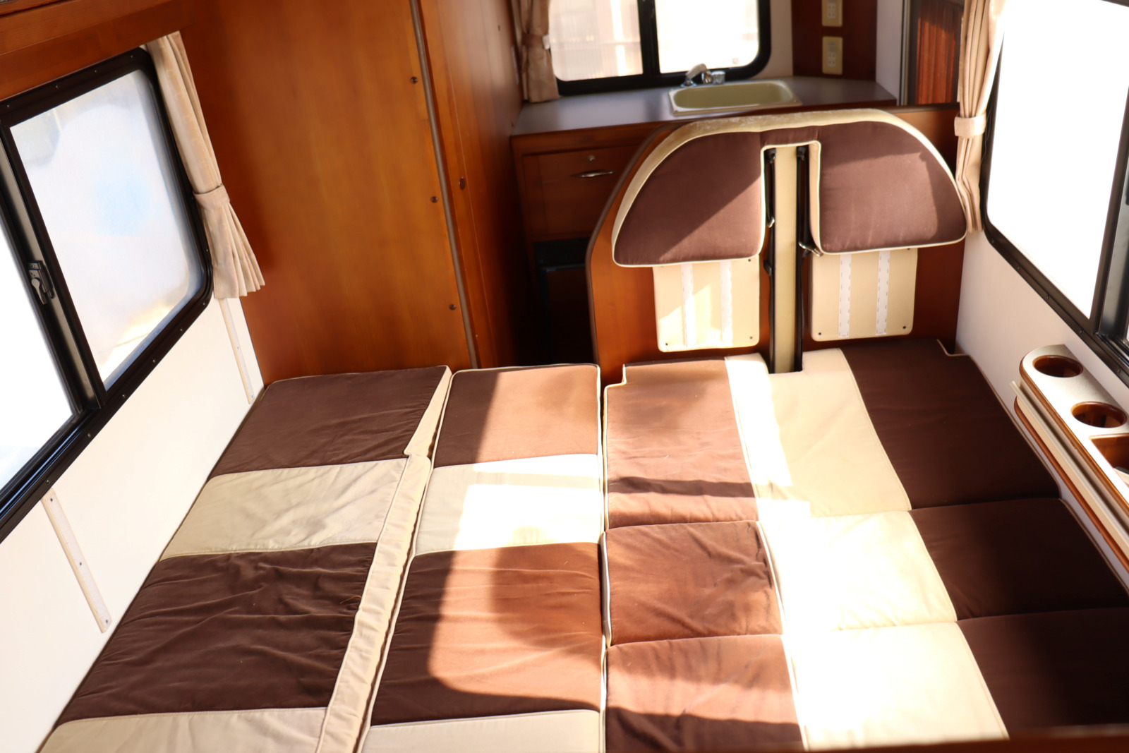 キャンピングカー キャブコン ﾊﾞﾈｯﾄ ﾅｯﾂRV ﾏｯｼｭRE