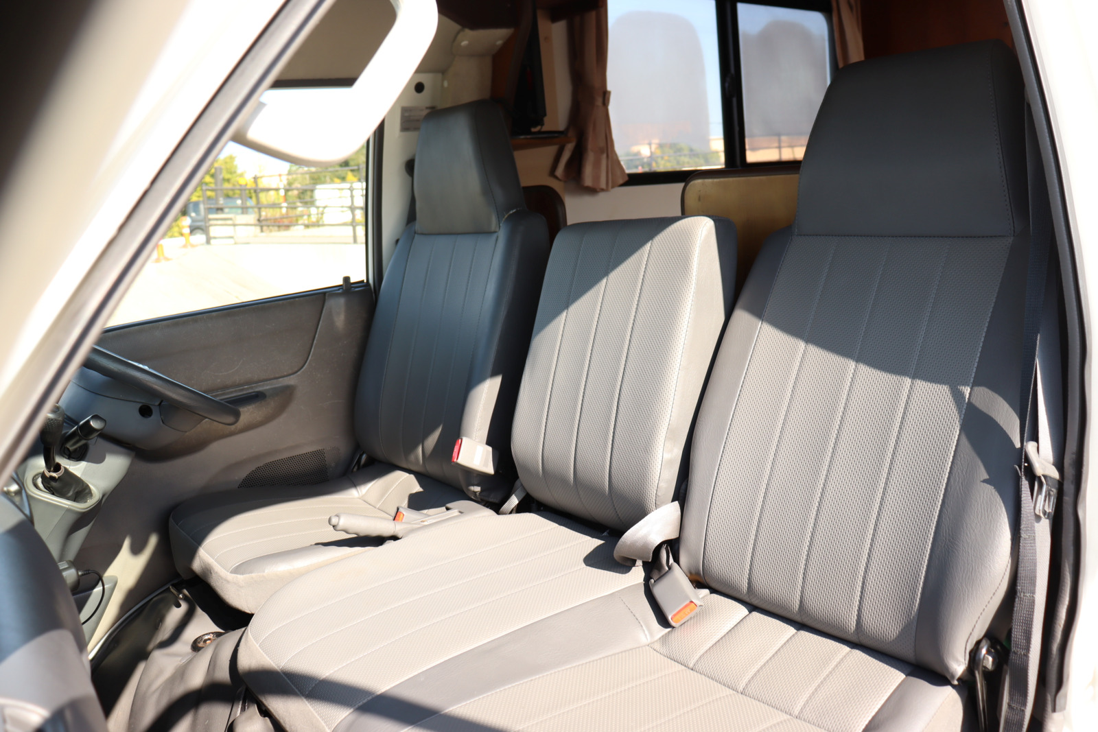 キャンピングカー キャブコン ﾊﾞﾈｯﾄ ﾅｯﾂRV ﾏｯｼｭRE