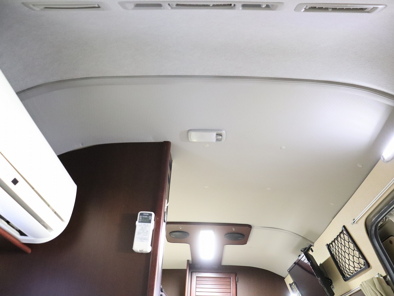 キャンピングカー バンコン ﾊｲｴｰｽ OMC 銀河 4WD　FF　ｴｱｺﾝ