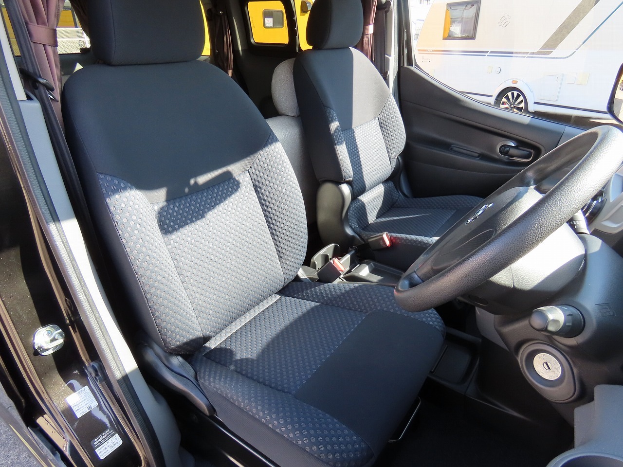 キャンピングカー バンコン NV200ﾊﾞﾈｯﾄ FOCS ﾙｿﾘﾉﾀｸﾐ