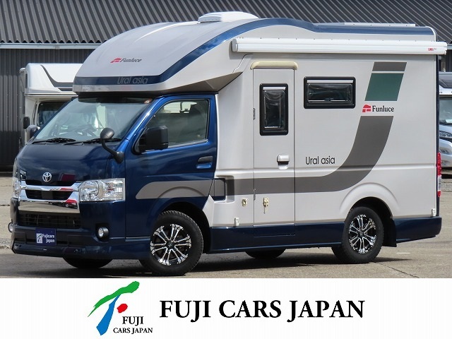 キャンピングカー キャブコン ハイエース ファンルーチェ ウラルエイジア 家庭用エアコン
