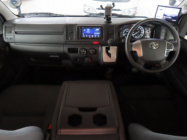 キャンピングカー キャブコン ﾊｲｴｰｽ ﾌｧﾝﾙｰﾁｪ ｳﾗﾙｴｲｼﾞｱ 家庭用ｴｱｺﾝ