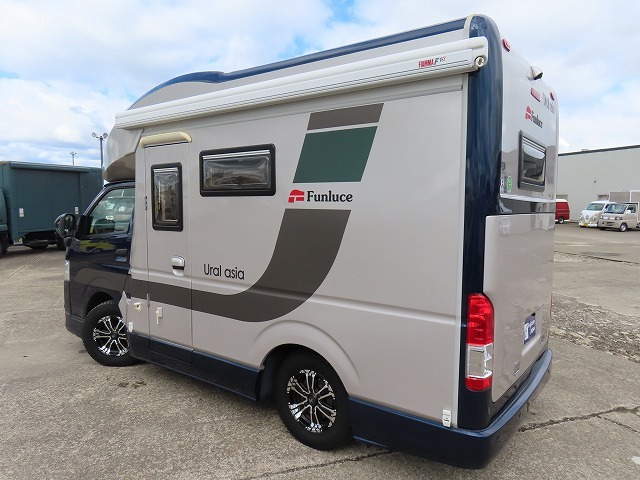 キャンピングカー キャブコン ﾊｲｴｰｽ ﾌｧﾝﾙｰﾁｪ ｳﾗﾙｴｲｼﾞｱ 家庭用ｴｱｺﾝ