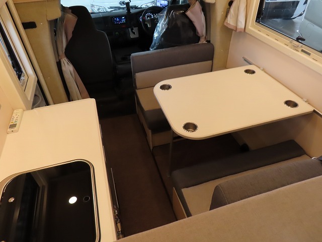 キャンピングカー キャブコン ﾊｲｴｰｽ ﾌｧﾝﾙｰﾁｪ ｳﾗﾙｴｲｼﾞｱ 家庭用ｴｱｺﾝ