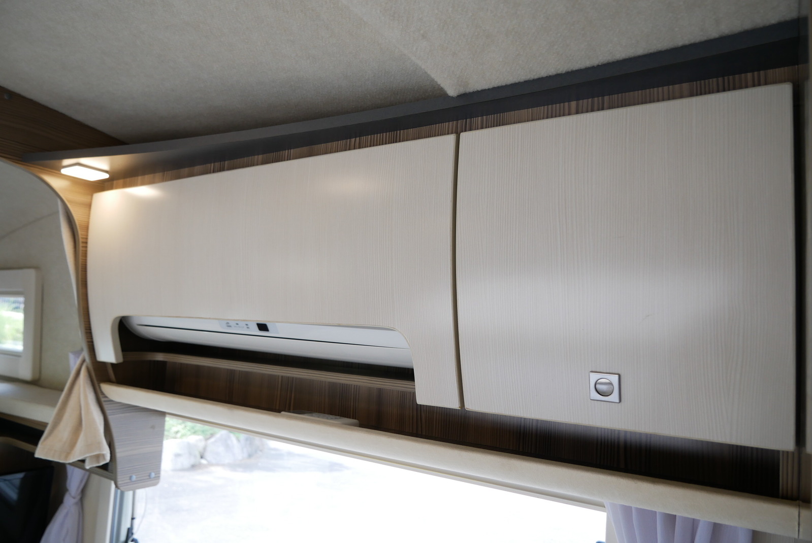 キャンピングカー キャブコン ｶﾑﾛｰﾄﾞ ﾊﾞﾝﾃｯｸ ｼﾞﾙ 家庭用ｴｱｺﾝ 4WD